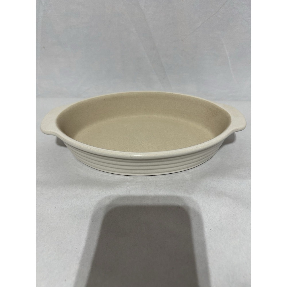 Pampered Chef Family Heritage 8" Cream Beige‎ Oval Stoneware Casserole Dish - Picture 3 of 5